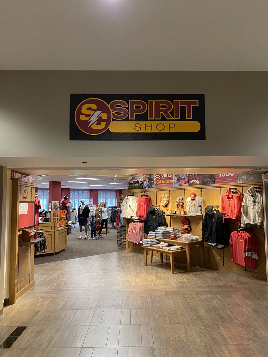 TWilb1525's tweet photo. The Simpson college spirit shop is open with a different look go check it out. Simpson College is also getting ready for One Simpson day tomorrow. 
#OneSimpsonDay
#SPSC311
#SimpsonCollege https://t.co/tGvDC1lnAo