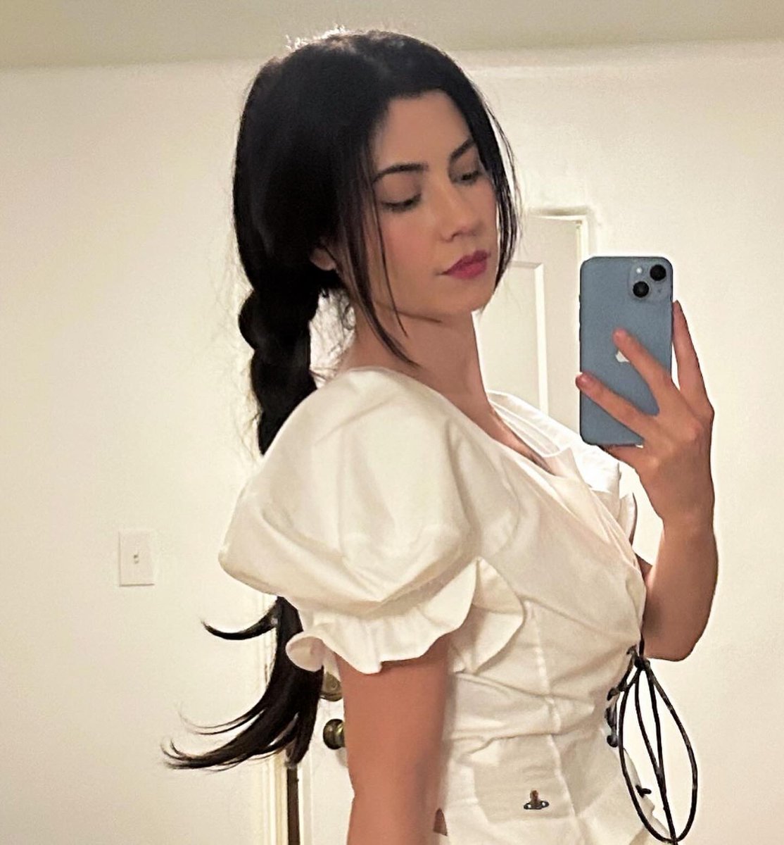 MarinaDiamandis's tweet photo. I protect myself now

as if I were my daughter https://t.co/BRDSw6Rmz6