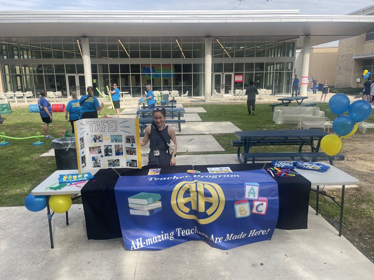 Alamo Heights Education Program tweet media
