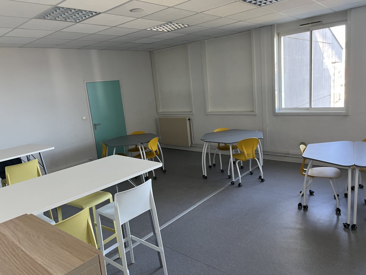 IEXacTlse's tweet photo. Une belle semaine des #internatsexcellence @actoulouse qui commence !
✅inauguration de la rénovation de l’internat du @LyceeBourdelle :
👉espaces réussite et bien-être
👉mentorat
👉@OX_BDE
👏aux équipes pour la qualité du travail quotidien au bénéfice des 👩🎓👨🏻🎓
@MostafaFourar https://t.co/GZtitYarK0