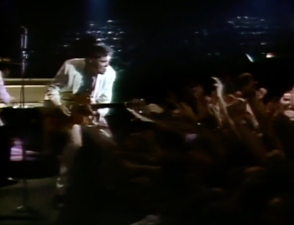 Hal Ashby's long-lost Neil Young concert film 'Solo Trans' is now online. Watch: thefilmstage.com/watch-hal-ashb…