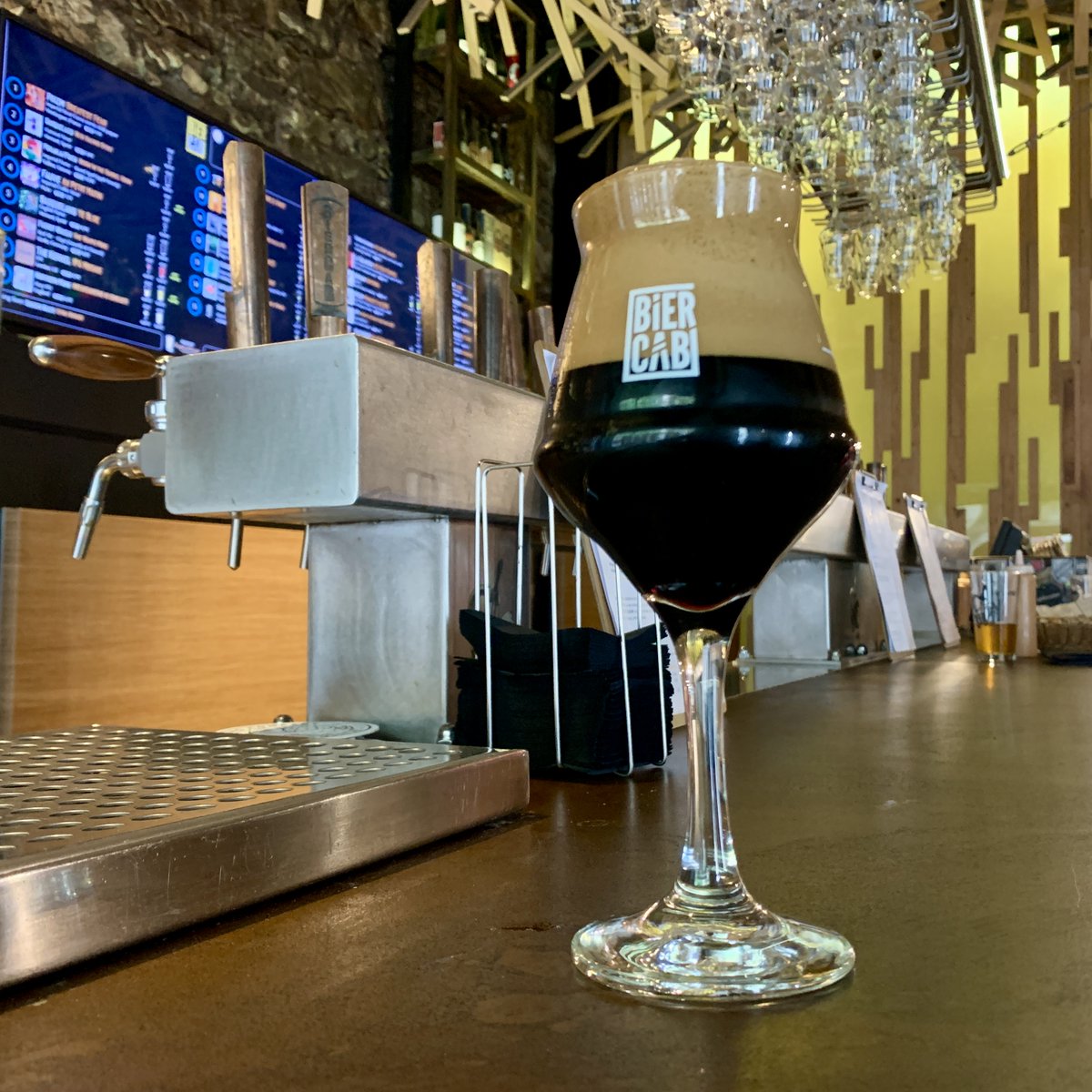 BierCaB's tweet photo. Imperial Stout con café Jaguar de Brasil
En nuestro #Tap4
Fauve - Au Petit Matin
Brutal https://t.co/SZlLd6m6Mo