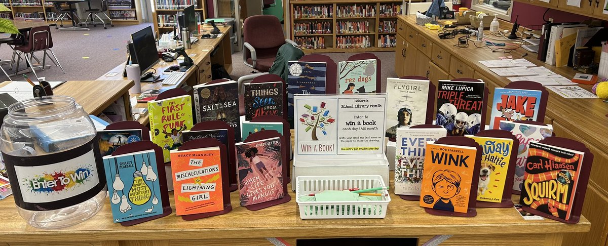 Raider_Library's tweet image. Celebrate School Library Month with a free book @schroederms_gf