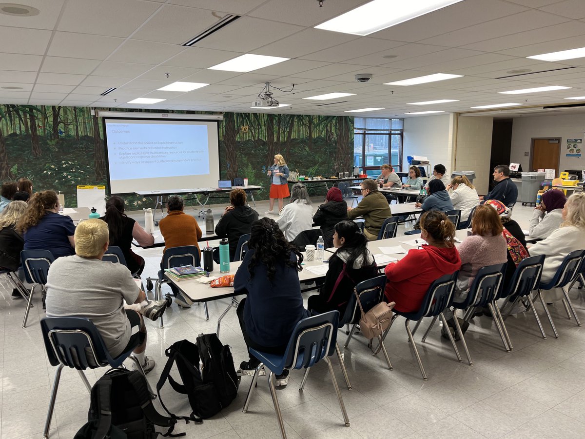 Hoang H Nguyen (@principal_win) on Twitter photo Keeping the main thing the main thing. #ExplicitInstruction <a href="/KilmerCenter/">Kilmer Center School</a> <a href="/FCPSR5/">FCPS Region5</a> Keeping the main thing the main thing. #ExplicitInstruction <a href="/KilmerCenter/">Kilmer Center School</a> <a href="/FCPSR5/">FCPS Region5</a>