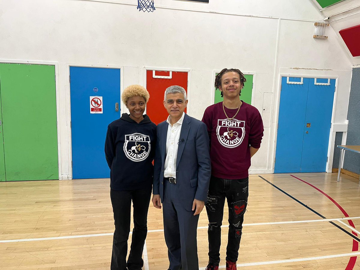 Thrilled to discuss the significance of youth spaces with @SadiqKhan alongside @Fight4Change123 🙌🏾 Let’s keep championing inclusive environments where young voices thrive‼️