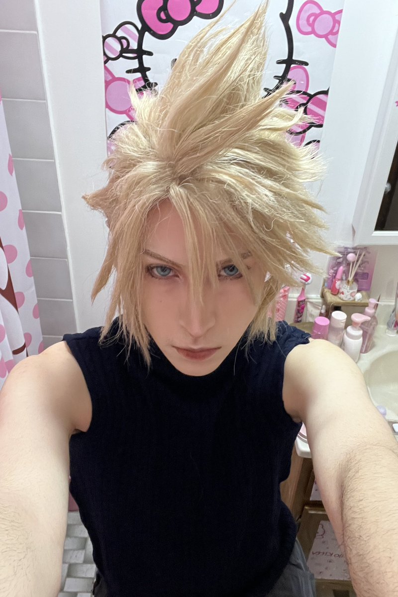 photocard shop is now open again! u have a chance to get this card… among 3 other new additions🫶 visit my link in bio #cloud #cloudstrife #FinalFantasy #FFVIIRebirth