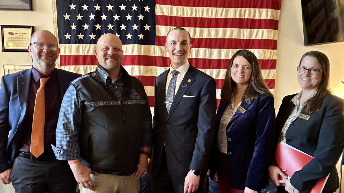 RepSchrage's tweet photo. Last week, I met with the NEA Alaska board to discuss next steps for ensuring our students have access to a quality education. I am honored to be able to work with a dedicated group of Alaskans who are focused on our future. #akleg #raisetheakbsa https://t.co/8kV2zkaITJ