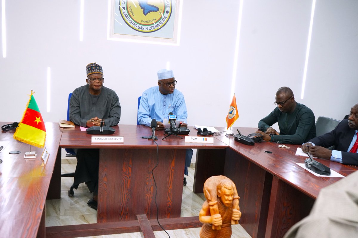 Amb_MNuhu's tweet image. The meeting of the Committee of Experts of @lcbc_cblt  preparatory to the 69th Ordinary Session of the Council of Ministers of the Commission was declared open at the Executive Secretariat of the Commission in N’Djamena, Chad, by the Honorable Minister of Water and Sanitation of…