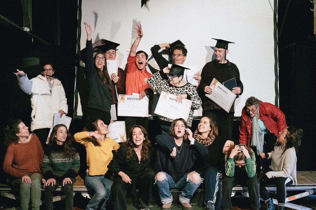 Fotografies de l’últim dia del curs de dramatúrgia adaptada, impartit per <a href="/laclaudiacedo/">Clàudia Cedó Castillo</a> a <a href="/SalaLaPlaneta/">La Planeta</a>
Esperem poder mostrar en públic totes les dramatúrgies ben aviat!!! 
Gràcies a #ArtForChange per fer-ho possible! 

📸: @roser_blanch