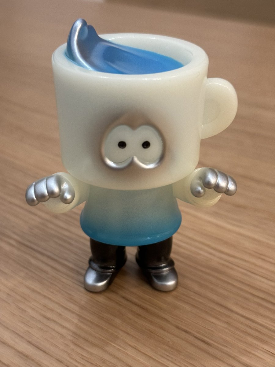 No_Ping_No_Life's tweet image. 蓄光祭り初当選ありがとうございました😊

このサイズは初めてなので機会があれば仲間増やしていきたいです

ソフビ沼最高😃
#HUMAN_ROBOT 
#カップン
#墓場の画廊