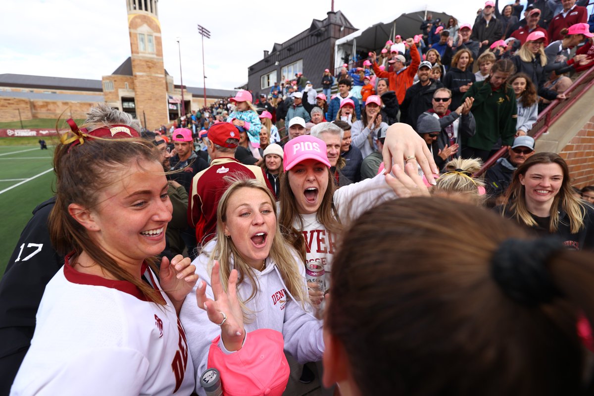 DU_WLAX's tweet photo. Want to be a part of the hottest crowd in college lacrosse?? Be one of the first 200 fans at either of our games this week and receive a FREE "Hot Pink" Pios hat‼

4/3 - [20] Colorado, 7 p.m.
4/6 - Marquette, 1 p.m.

#GoPios | #PackPeteyB https://t.co/QW0R1erNJg