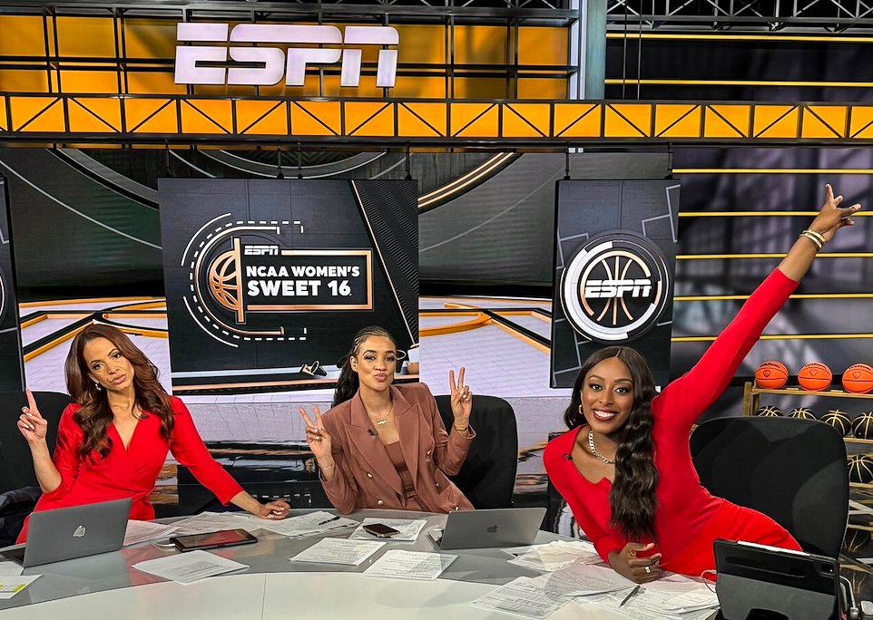 As Women’s March Madness grows, ESPN's studio show is drawing rave reviews—led by the trio of:

• Elle Duncan
• Andraya Carter
• Chiney Ogwumike

"If you’re talking about us, you’re talking about women’s basketball... that’s the win," Duncan tells FOS.

gofos.co/43KyUCn