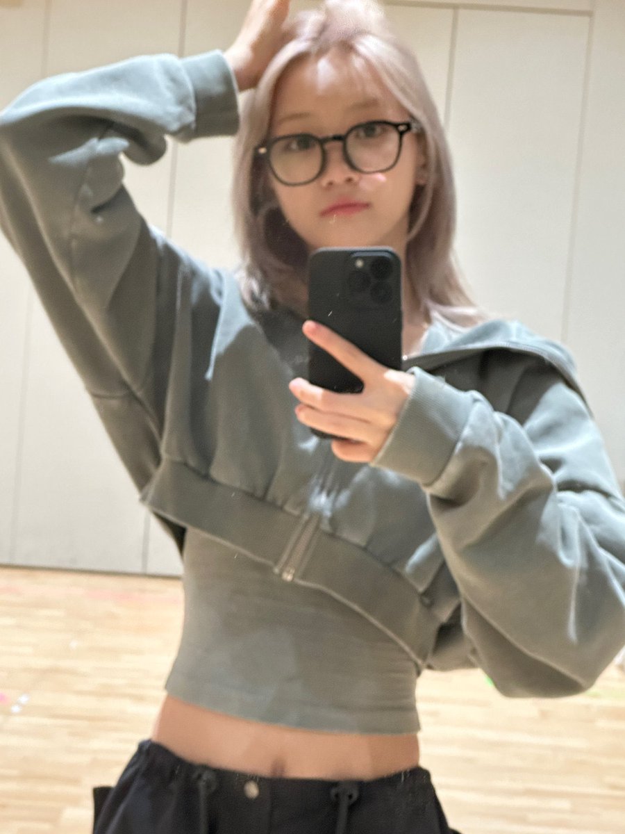 escortsvcs's tweet photo. good afternoon, gorgeous babes 🩷 has it been as busy of a day for you as is it for me? please remember to eat a meal &amp; take some time for yourself today! (this is also a reminder to myself.) https://t.co/L3zbVQsd1T