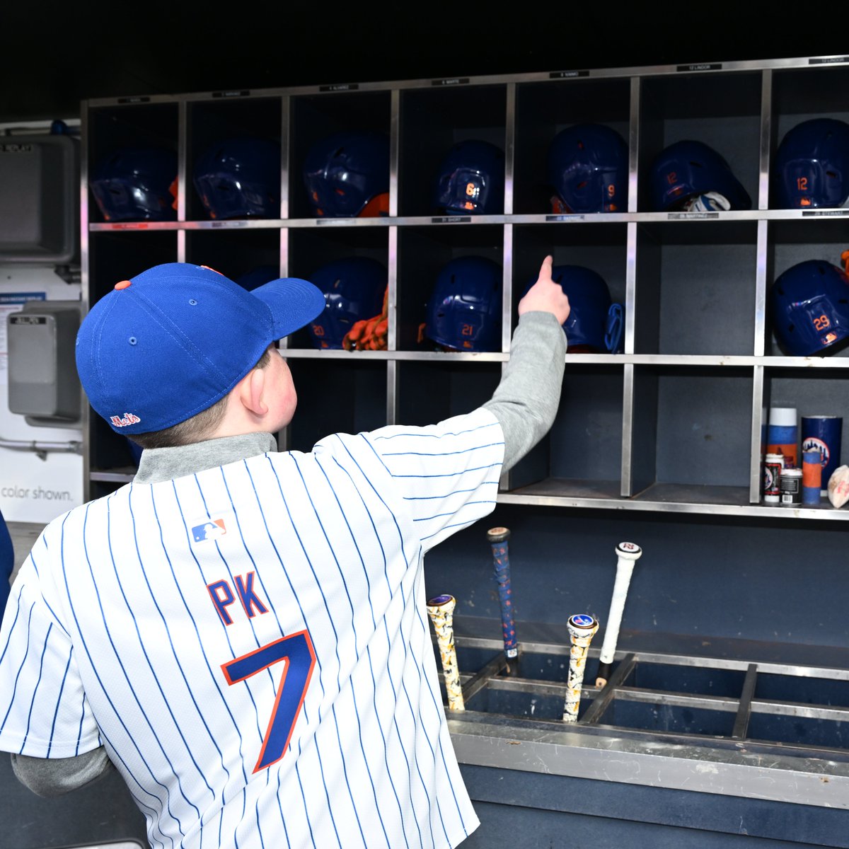 There is nothing 10-year-old Parker loves more than baseball. When we heard about Parker's story, we made it our promise to give Parker the most memorable experience at @CitiField, alongside his dad. 💙