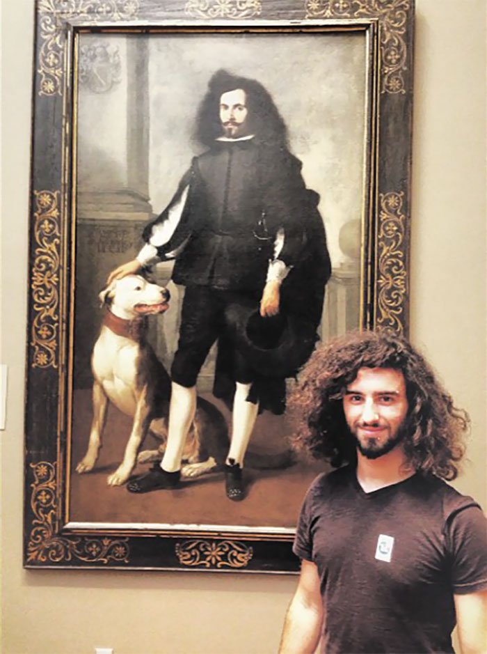 Homem encontra seu clone em um museu - Foto: Reprodução/X
