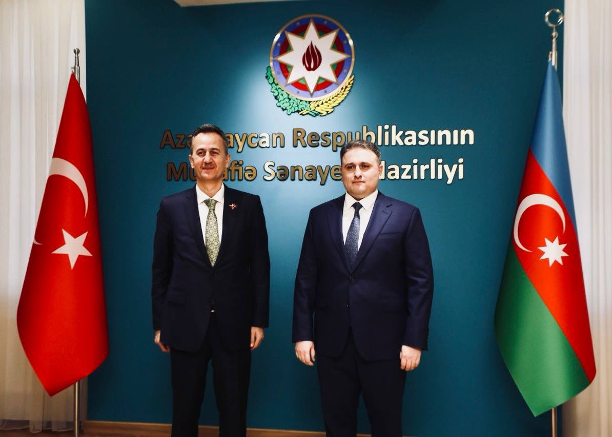 Dost ve kardeş ülke Azerbaycan’a gerçekleştirmiş olduğumuz ziyaret programı kapsamında; Azerbaycan Cumhurbaşkanı Sayın İlham Aliyev makamında bizleri kabul etti. İki devlet, tek millet şiarıyla, olası yeni projeleri ve iş birliği fırsatlarını masaya yatırdık. Azerbaycan…