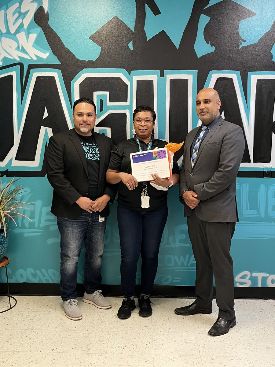 We have GREAT teachers here at #MolinaBTECH! Congratulations to Ms. Cato on becoming the winner of the Mathia Marathon Challenge! #ExpectExcellence @YeIbarra07 @MolinaHigh @SHussainDISD