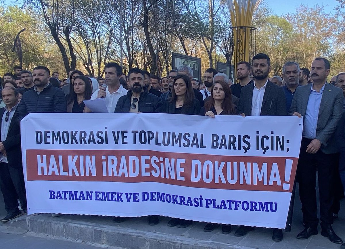 Batman Tümbel-Sen tweet media