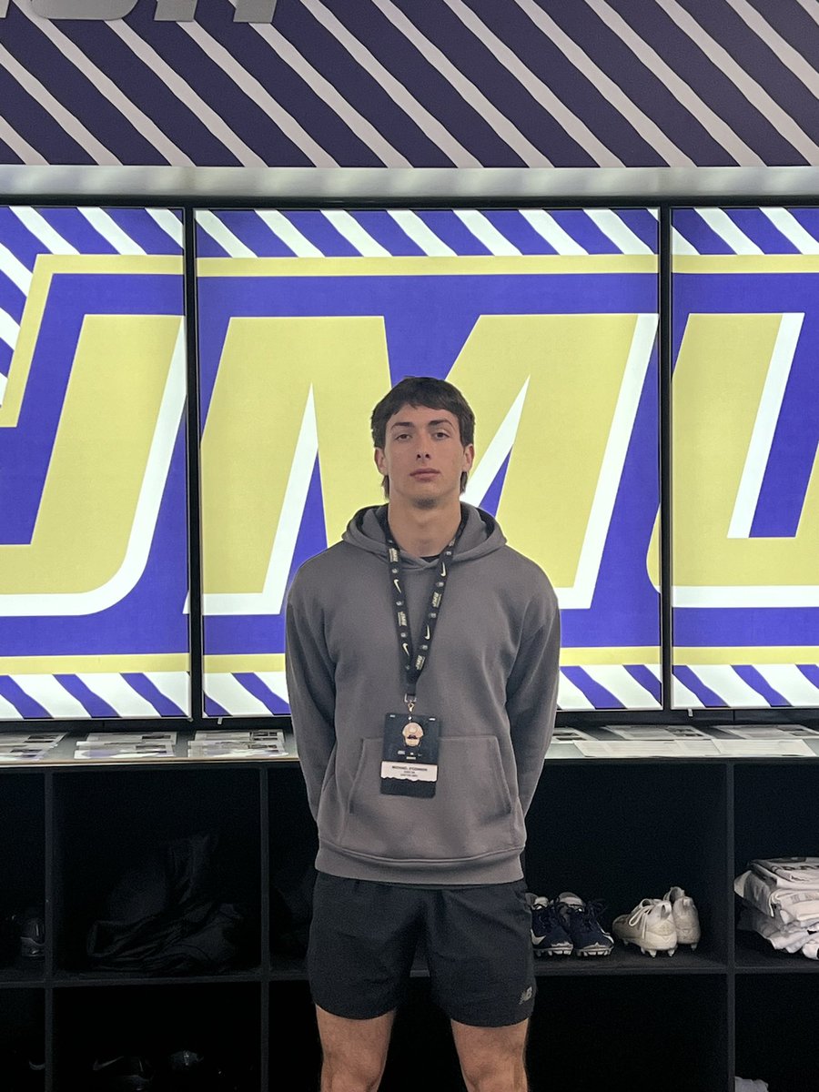 Had a great time at JMU today, @CoachBobChesney @Coach_DKennedy @CoachhBarnes @EHScoach55 @AlWaters15 @QBCoachBaucia