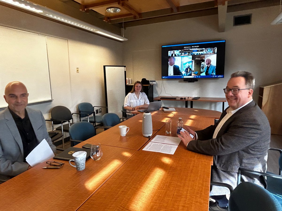 Europe Canada Network EUCAnet (@cdneurdialogue) on Twitter photo Welcoming Dr. Norbert Eschborn - director of The Konrad Adenauer Foundation <a href="/KAS_Canada/">Konrad-Adenauer-Stiftung Canada</a> to our hybrid event starting in a few minutes - feel free to join <a href="/UVicSocialSci/">UVic Social Sciences</a> <a href="/BIG_UVic/">Borders in Globalization Lab</a> <a href="/CFGS_UVic/">Centre for Global Studies (CFGS)</a> Welcoming Dr. Norbert Eschborn - director of The Konrad Adenauer Foundation <a href="/KAS_Canada/">Konrad-Adenauer-Stiftung Canada</a> to our hybrid event starting in a few minutes - feel free to join <a href="/UVicSocialSci/">UVic Social Sciences</a> <a href="/BIG_UVic/">Borders in Globalization Lab</a> <a href="/CFGS_UVic/">Centre for Global Studies (CFGS)</a>