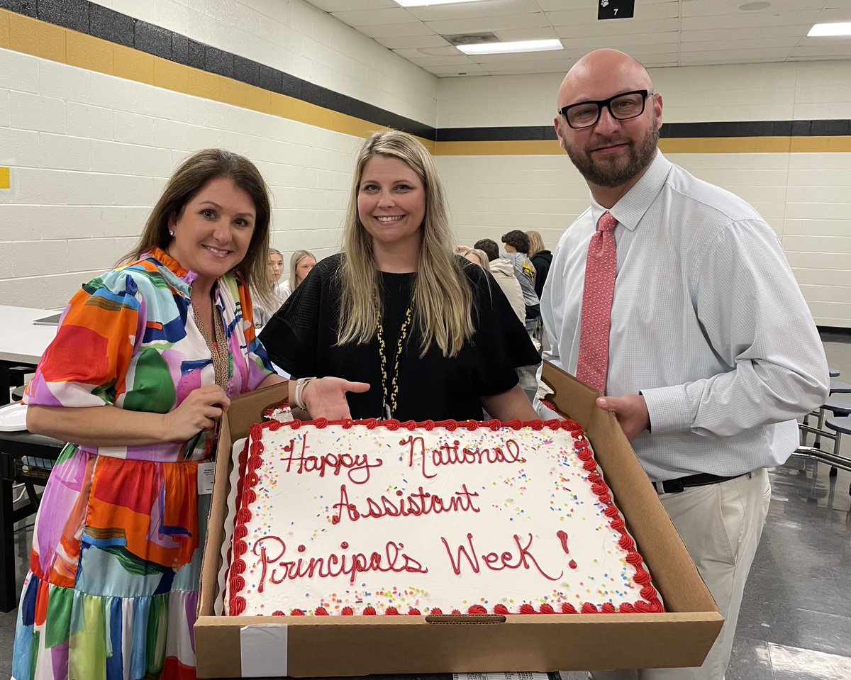 Happy National Assistant Principals week! #TeamDCS