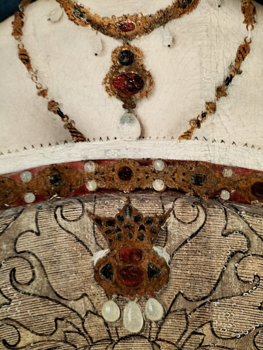 GreyRevisited's tweet photo. Fantastic cleaning work on NPG4451. It looks amazing and you can see so much more 😍😍 #CatherineParr #Tudors #Tudor #Art https://t.co/rB5pfT5qBC