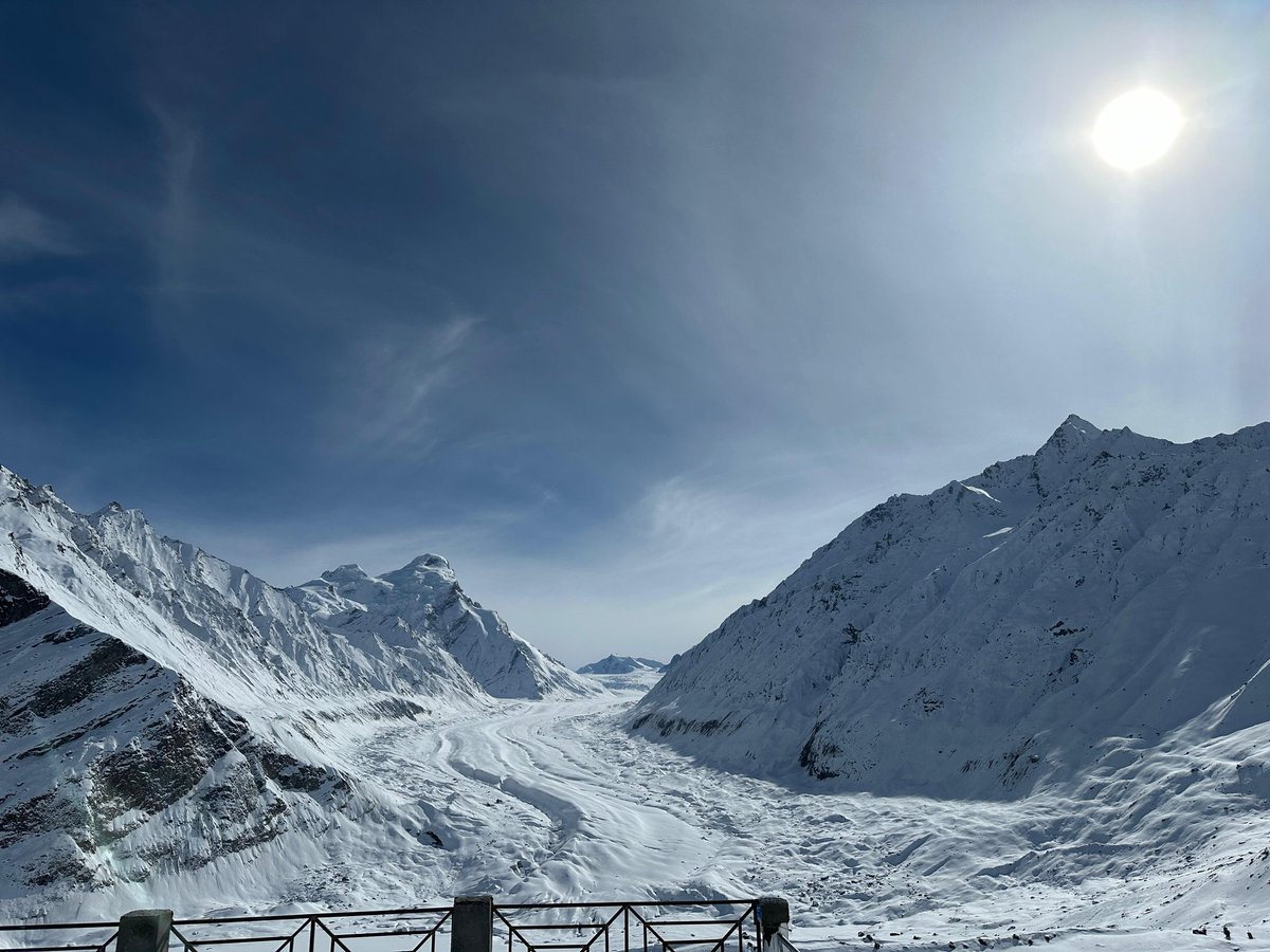 Huge snowfall happened and revived and gain reshape Drang-Drung Glacier, which  likely to be the largest glacier in Ladakh after the Siachen Glacier in the Karakoram Range, with a maximum length of 23 km (14 mi) at an average elevation of 4,780 m (15,680 ft; 2.97 mi).