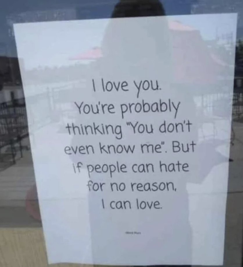 GKLN5p9X0AAm6Oi?format=jpg&name=medium