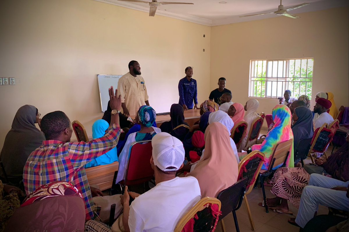 02Innovations's tweet photo. Our final in-person gathering with the fellows of @3MTTNigeria  Cohort 1 was memorable. Delighted to have our community manager  @usman4all  share closing remarks and offer valuable advice to them. A special appreciation to @nasitdea for their invaluable support. @FMCIDENigeria https://t.co/dCkVqAfihr