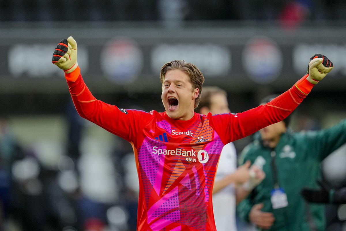 Rosenborg-debut og smultring 🍩

Rasmus Semundseth Sandberg 👏

📸 NTB Scanpix
