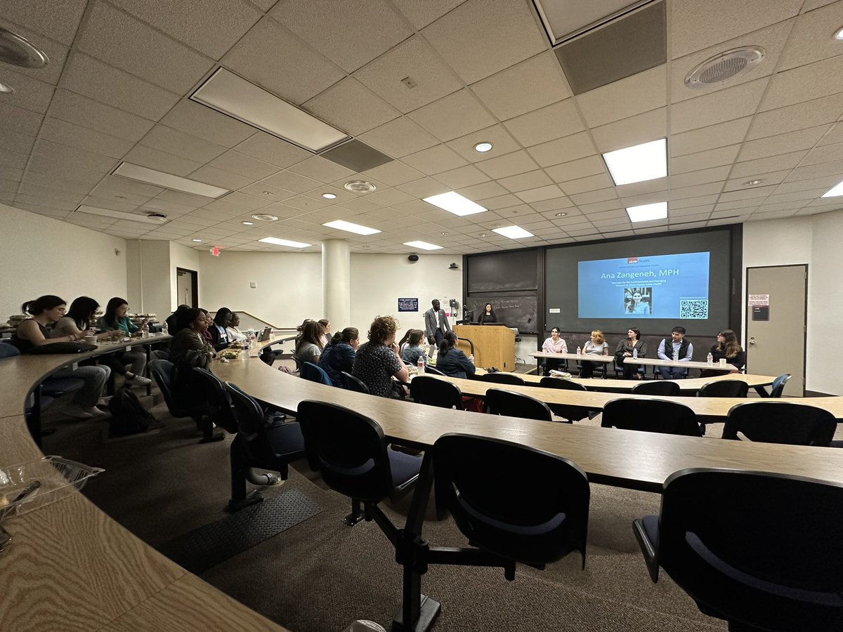 Great turnout for SPPH’s 2nd #NPHW2024 event - our Public Health Career Panel! Panelists include employees from @hcphtx, @TexasDSHS, @IBHH_UTMB, Harris County’s Office of County Administration, and the Albert Schweitzer Fellowship of Houston/Galveston.