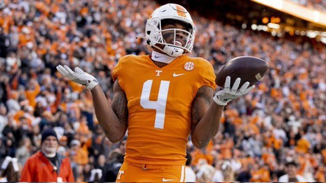 #AGTG I am extremely blessed to receive an offer from the University Of Tennessee.🟠⚪️ @CoachKelseyPope @CoachKjParmer @tv2p @COASTLINESTARS @MeshAcademy @ChadSimmons_ @adamgorney @TomLoy247 @DemetricDWarren