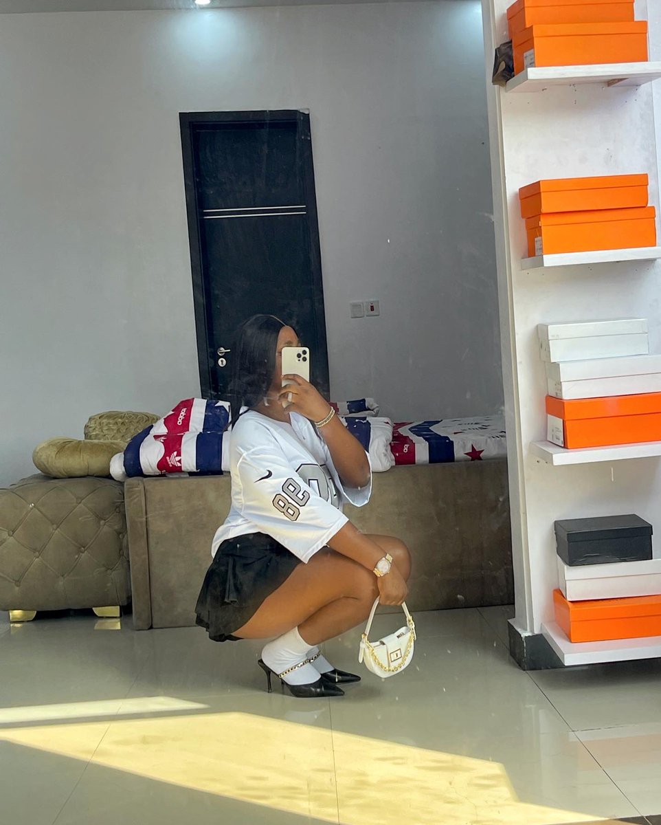 MideIts's tweet image. Been a while where 🫣 let’s get to know each other 🐼