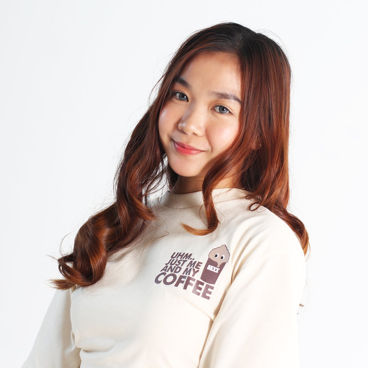 thesevystore's tweet photo. Starting the new month with a positive vibe, just me and my coffee ☕

SEVY x BeanScent Limited Edition 'Just Me and My Coffee' Cream Shirt is available online.
https://t.co/8ZgAWq3tRy
https://t.co/80aVfo8uMU
https://t.co/SNeLPtFO5p

#SEVY #TheSEVYStore #iWearSEVY #SEVYxBEANSCENT https://t.co/AfUFQB9wYc