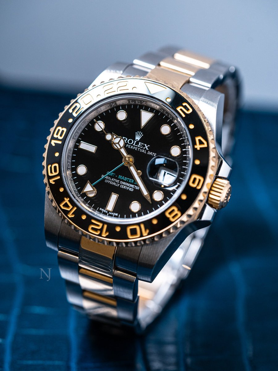 Watch Salvador tweet media