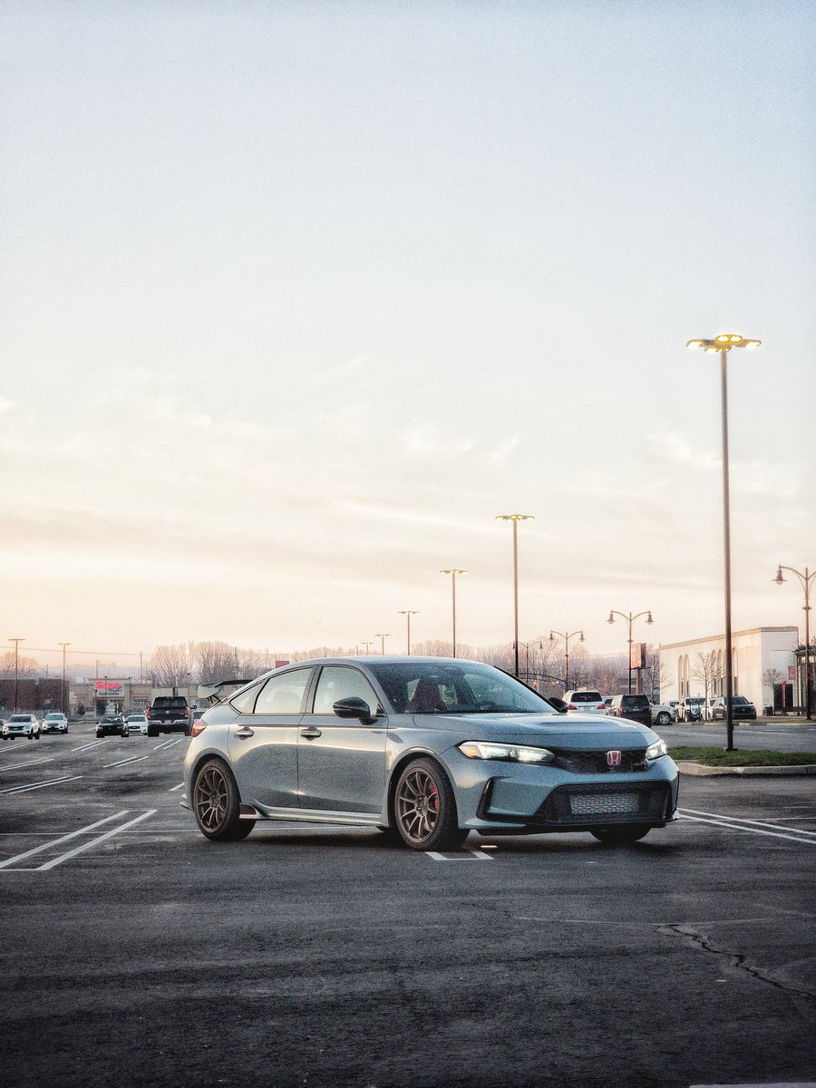 silverword tweet media