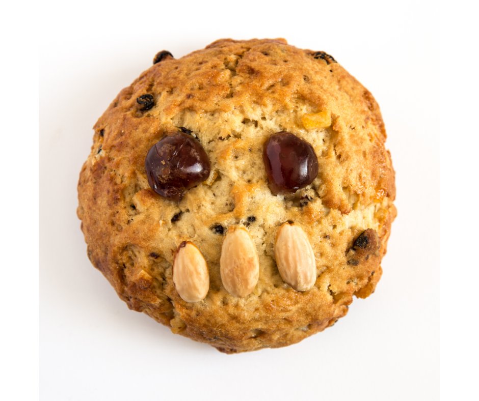 QuirkynAutistic's tweet image. our episode 9 #regional food was indeed @Bettys #FatRascal, #Yorkshire