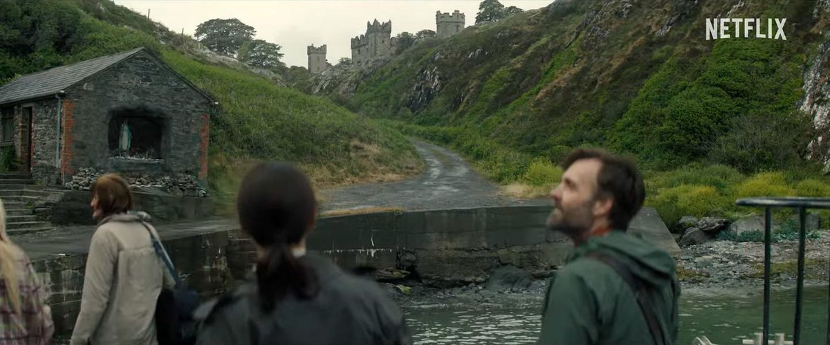 firstshowing's tweet photo. Full Trailer for Podcasters Dark Comedy Series 'Bodkin' Set in Ireland https://t.co/UjQ7RYhNt3 via @Netflix
#Ireland #Bodkin #WillForte #SiobhanCullen #RobynCara #thriller https://t.co/e2J4nS3hzP