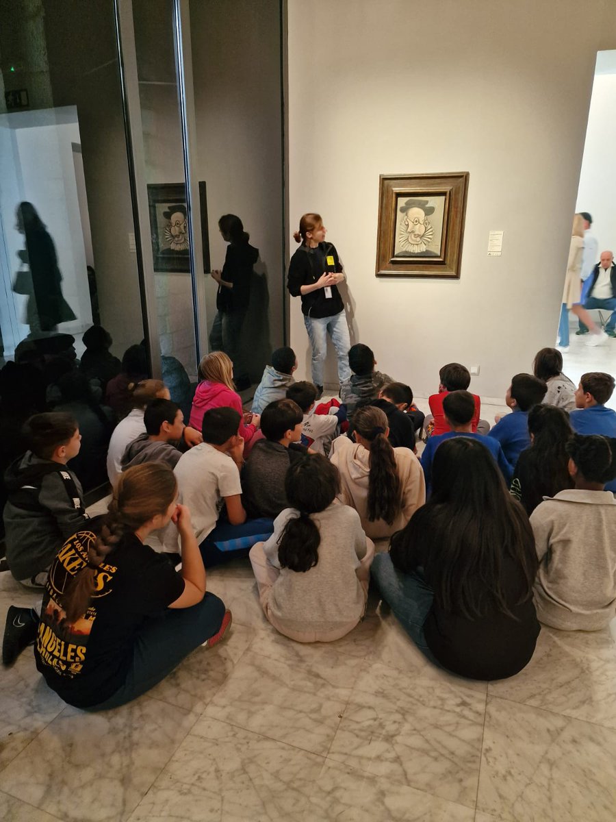 escolaelshorts's tweet photo. Com serien les nostres cares a ulls de #Picasso ?
Experimentem al @museupicasso i fem uns retrats genials.
#art
#visualiplastica
#experimentacio
#canvidemirada
#retrata
#cinqueprimaria https://t.co/hUcuAkYDWF