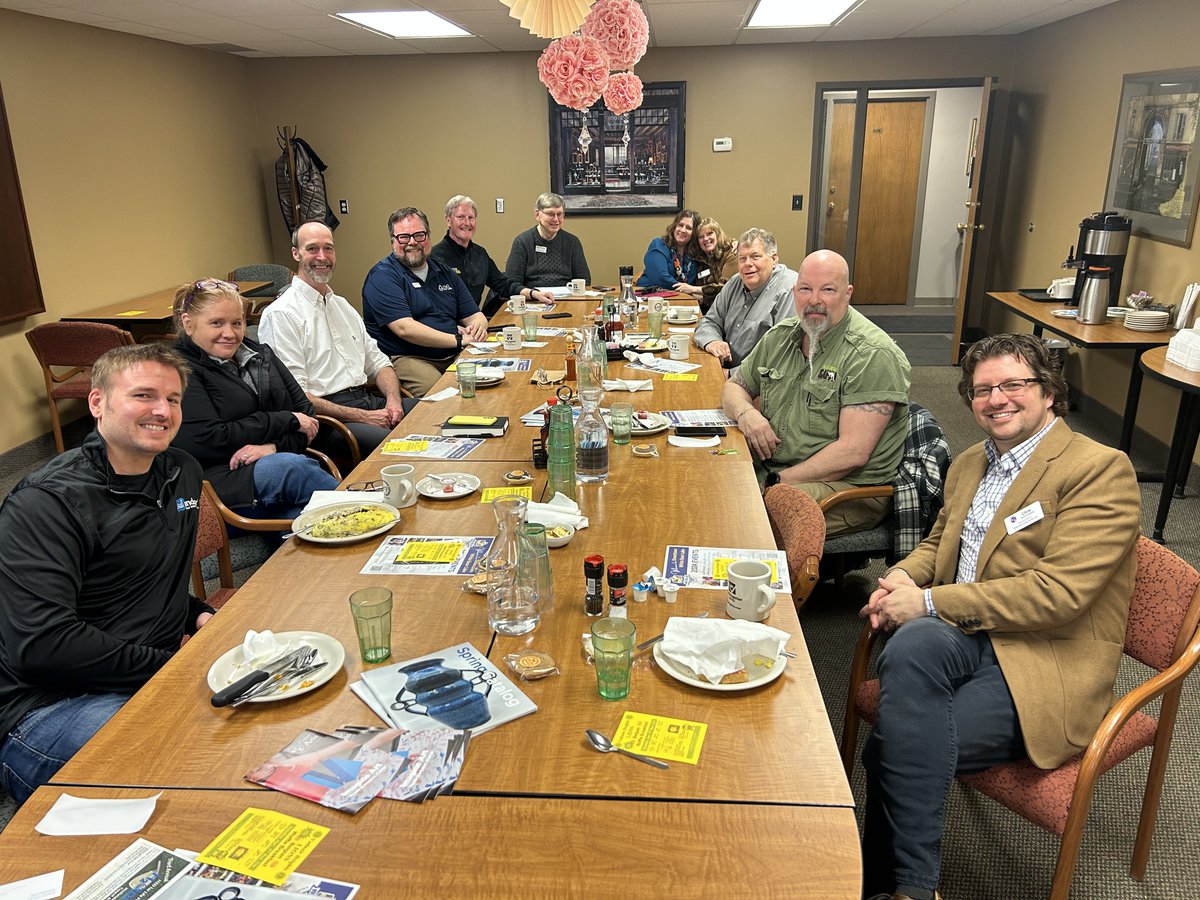 Thank you to those that attended Morning Networking with us at Keys Cafe this morning! We heard from Chris Scholl from the White Bear Center for the Arts. Plan to join us on Tuesday, May 7th!