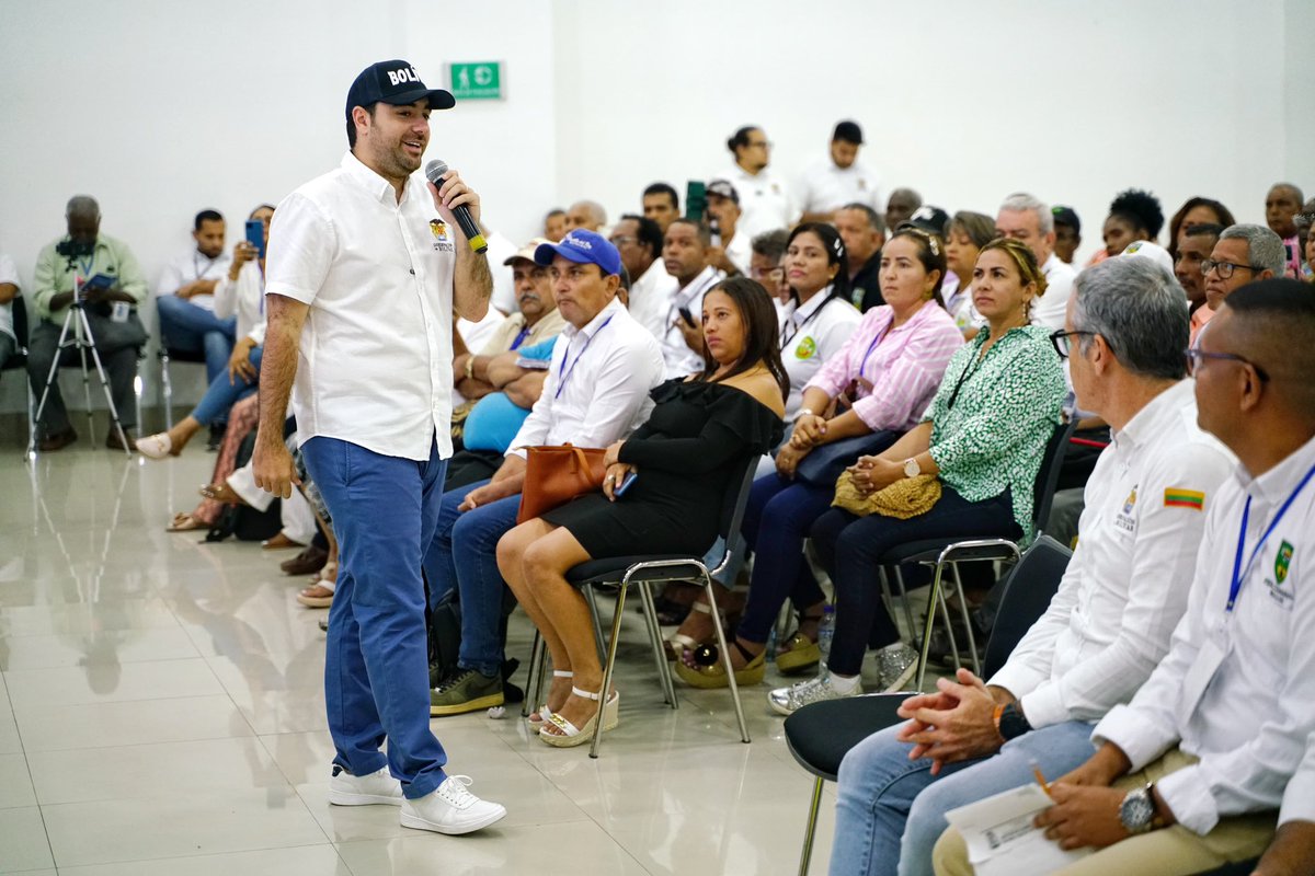 YamilHAranaP's tweet image. ¡La fuerza de la comunidad transformará a Bolívar! Junto a los representantes de las Juntas de Acción Comunal de Cartagena y Bolívar, anunciamos grandes noticias para todas las comunidades. 

Cada líder será el motor del progreso en el departamento. Involucremos a nuestras