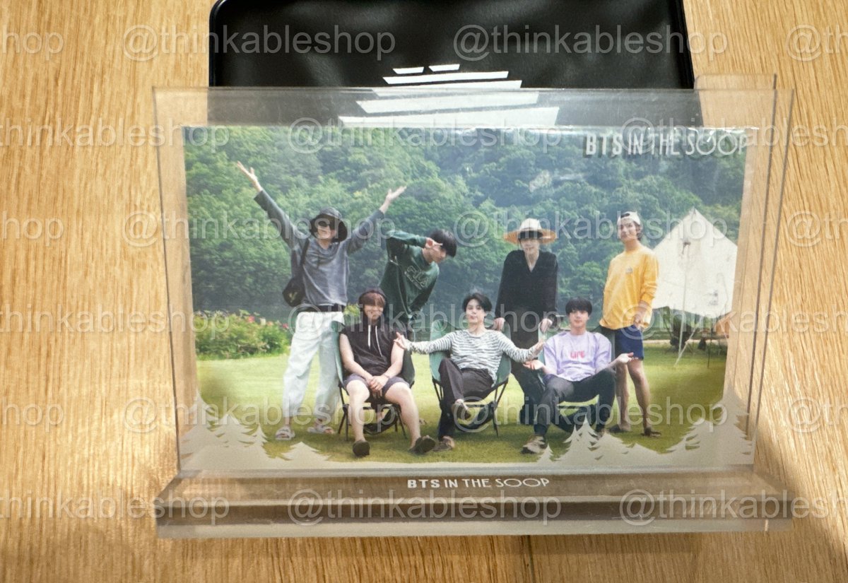 thinkableshop's tweet photo. Category 3 : In The Soop Collection    

BTS In the Soop Acrylic Photoframe (Including 4 photos set)
Condition : Never used 
Price : RM80  
Postage :  
WM : RM8  
EM : RM12 
#pasarBTS #pasarBTSMY #BTS #BTSARMY https://t.co/4hRJHwJ07L