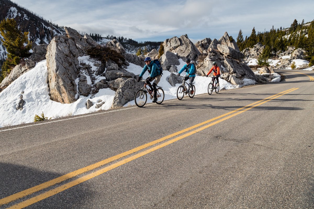 (News Release) Beginning April 2, bicyclists willing to brave the unpredictable weather of spring in Yellowstone can ride 49 miles between the West Entrance and Mammoth Hot Springs. More: nps.gov/yell/learn/new…