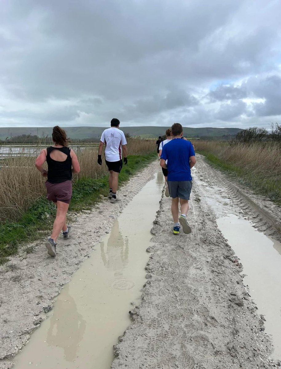 Yesterday was Lewes AC turn to host the West Sussex Fun Run League 🏃‍♀️🏃🏻‍♂️.   This was a beautiful 10km XC run under the South Downs 🌿. Starting and finishing at Lewes athletics track with 15 athletics clubs involved. <a href="/hhharriers1/">Haywards Heath Harriers Athletics Club</a> <a href="/runners_blue/">Blue Light Runners #ThankYouNHS</a> <a href="/UKRunChat/">UKRunChat</a> <a href="/UKRunning1/">UK RUNNING®</a>