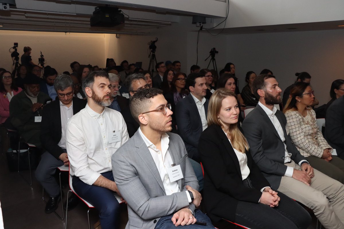 NYSERDA's tweet photo. 🌟 Exciting news from @AIA_NewYork @CenterForArch in NYC! @GovKathyHochul announced $8M awarded to 9 projects through the $58M #BuildingsofExcellence Competition. Projects advance zero-carbon multifamily buildings in NYS!  See the awardees: https://t.co/YfGJy2KiZ9 https://t.co/uje3H79wiJ