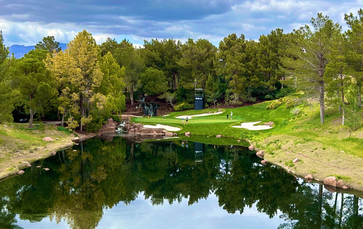 $1,250 green fee…the @LPGA visits the most expensive public golf course in the world this week - #ShadowCreek for @LPGAMatchPlay. Want to tee it up at Shadow, @MGMResortsIntl guests only Monday-Thursday…invited guests at the weekend (ie high-rollers)… Would you pay it?