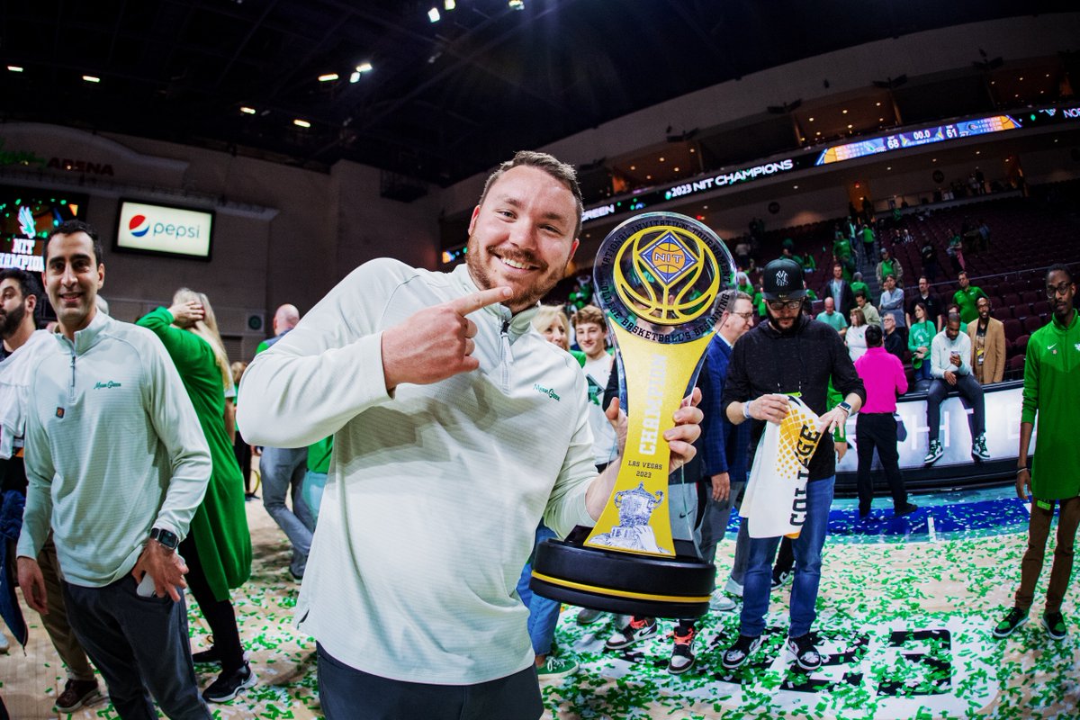 MeanGreenMBB's tweet image. Happy birthday to our athletic trainer Matt!🎉

Thank you for keeping our guys healthy, strong and safe!

#GMG