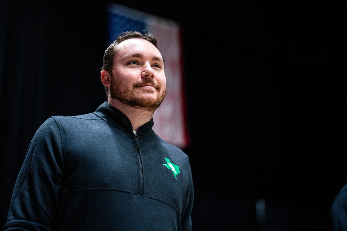 Happy birthday to our athletic trainer Matt!🎉 Thank you for keeping our guys healthy, strong and safe! #GMG