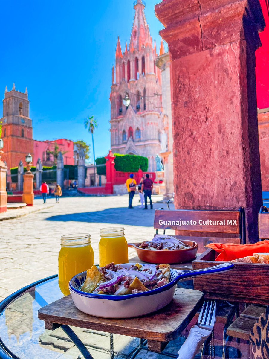 Tú y yo desayunando en San Miguel de Allende, no sé, piénsalo... 😱😍☕🇲🇽