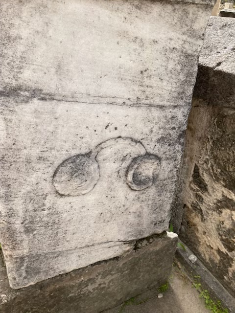 Hmptn_Classics's tweet image. The Apollo to one’s Artemis, the Castor to one’s Pollux, the silly photo to one’s serious… 

No Hampton Classics trip would be complete without the best silly photo competition! Featuring ancient headphones, cramped culs-de-sac and performances worthy of the Panathenaia!